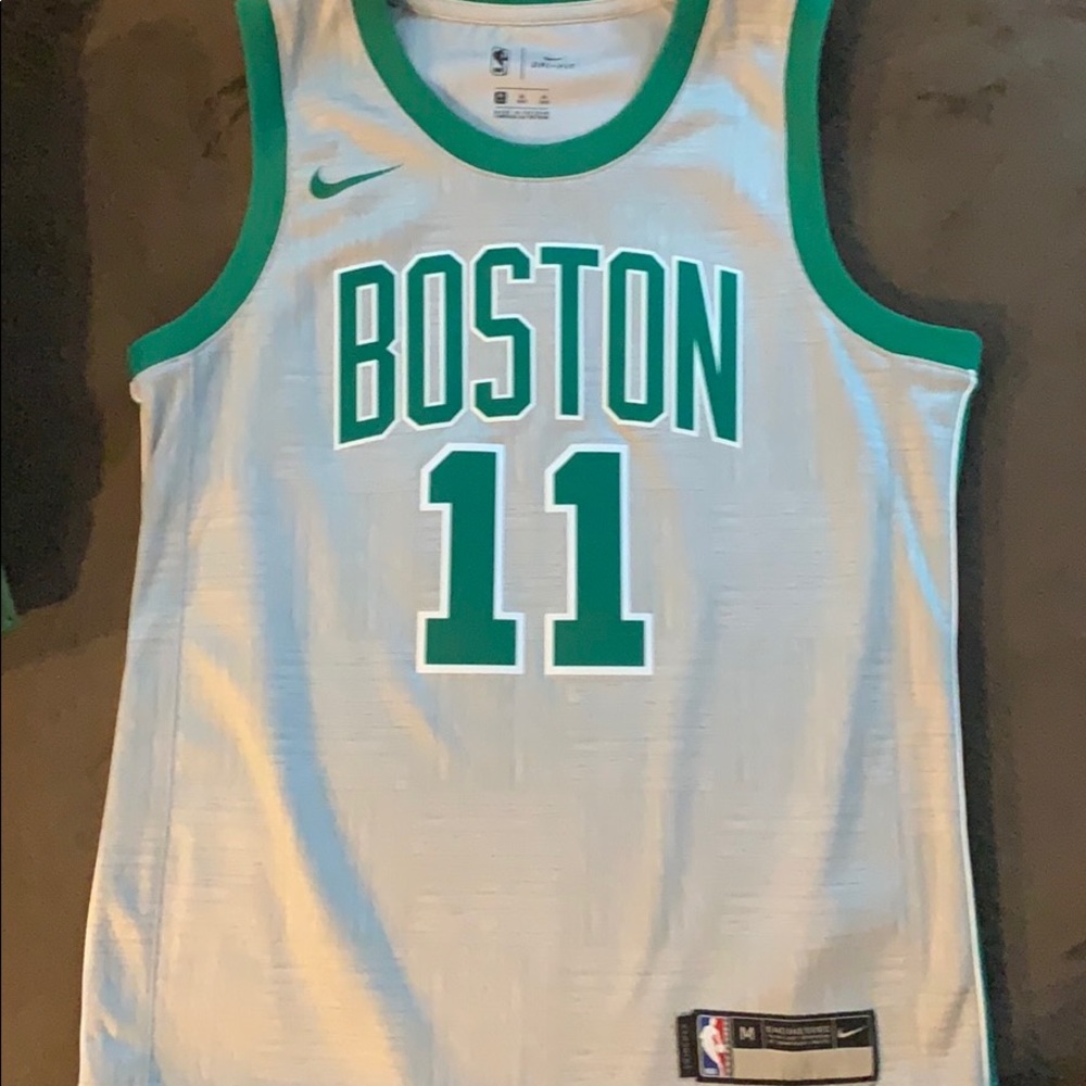 Kyrie Irving Jersey